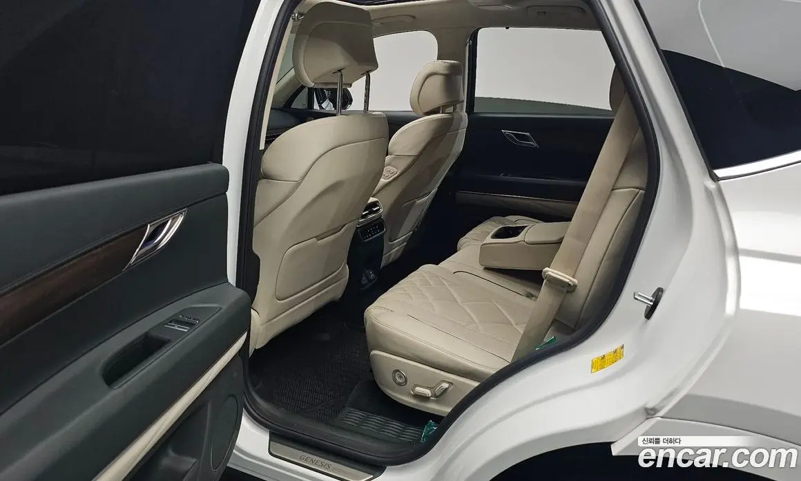 Genesis GV80 2024 2.5 автомат (гидро), фото 15 Genesis GV80 2024 2.5 автомат (гидро), фото 15