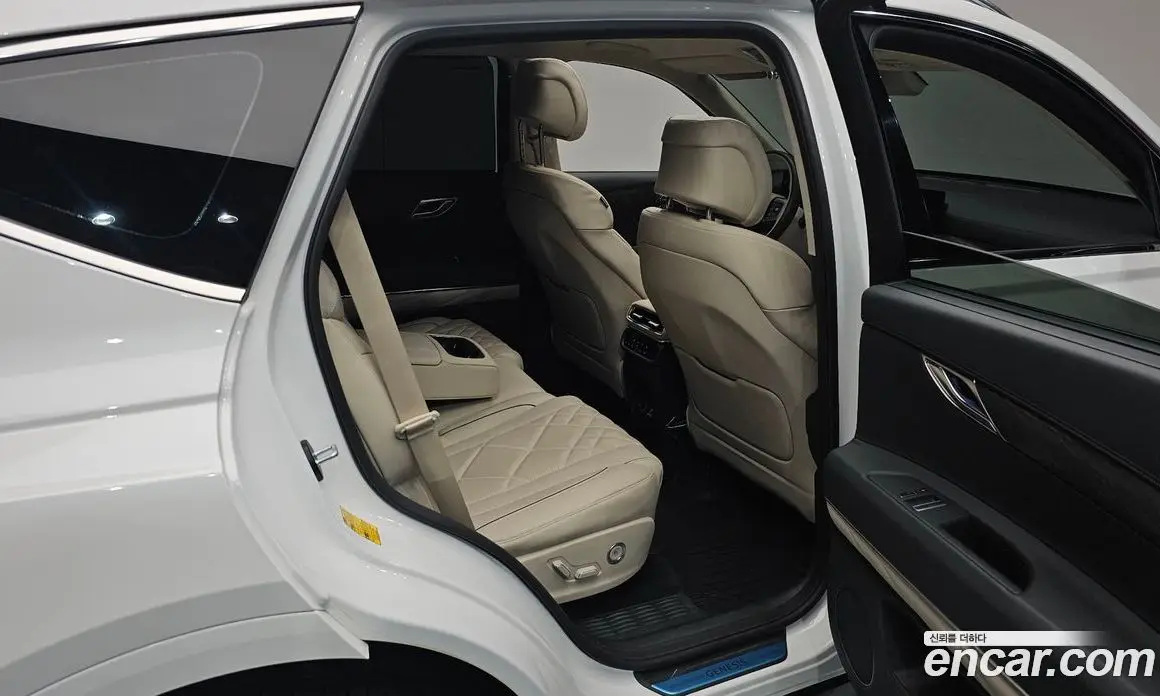 Genesis GV80 2024 2.5 автомат (гидро), фото 17 Genesis GV80 2024 2.5 автомат (гидро), фото 17