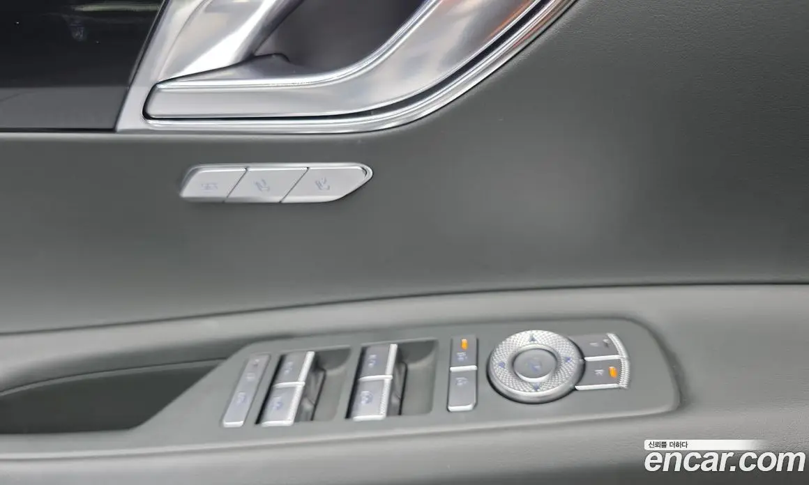 Genesis GV80 2025 2.5 автомат (гидро), фото 18 Genesis GV80 2025 2.5 автомат (гидро), фото 18
