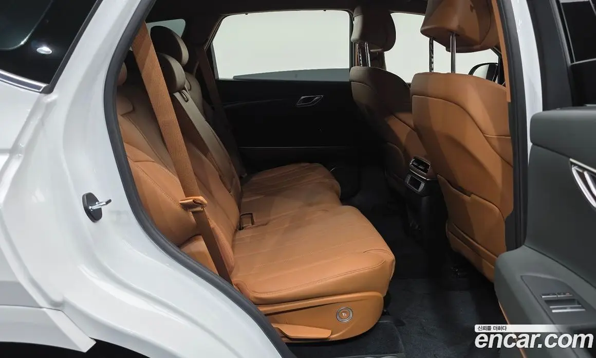 Genesis GV80 2025 2.5 автомат (гидро), фото 34 Genesis GV80 2025 2.5 автомат (гидро), фото 34