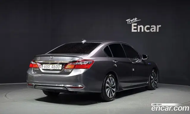 Honda Accord 2017 2.0 автомат (гидро), миниатюра 2 Honda Accord 2017 2.0 автомат (гидро), миниатюра 2