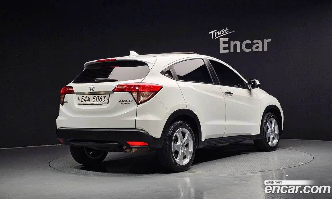 Honda HR-V 2016 1.8 автомат (гидро), фото 2 Honda HR-V 2016 1.8 автомат (гидро), фото 2