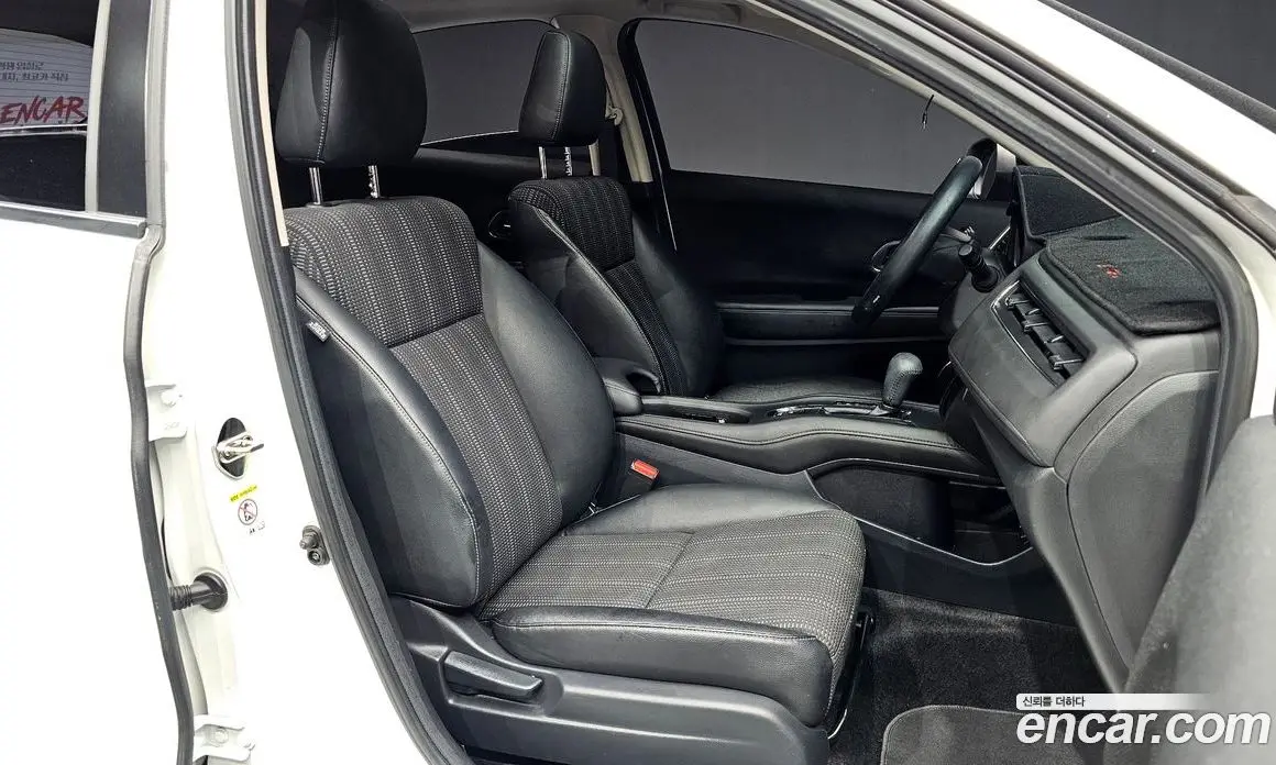 Honda HR-V 2016 1.8 автомат (гидро), фото 11 Honda HR-V 2016 1.8 автомат (гидро), фото 11