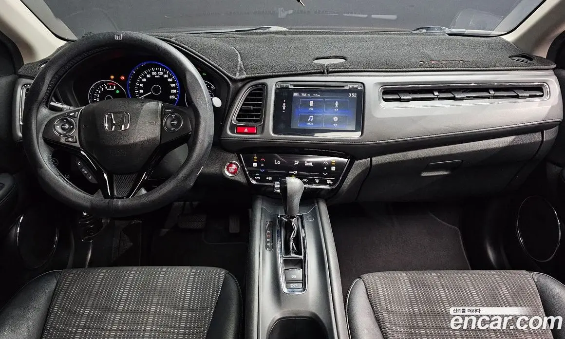 Honda HR-V 2016 1.8 автомат (гидро), фото 7 Honda HR-V 2016 1.8 автомат (гидро), фото 7