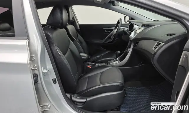 Hyundai Avante 2013 1.6 автомат (гидро), миниатюра 10 Hyundai Avante 2013 1.6 автомат (гидро), миниатюра 10