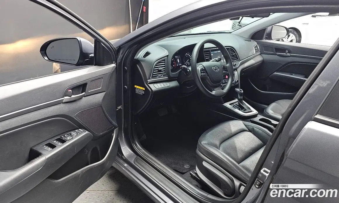 Hyundai Avante 2018 1.6 автомат (гидро), фото 13 Hyundai Avante 2018 1.6 автомат (гидро), фото 13