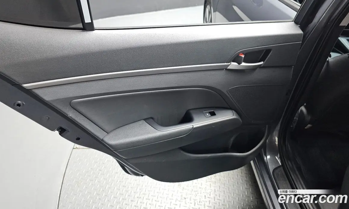 Hyundai Avante 2018 1.6 автомат (гидро), фото 15 Hyundai Avante 2018 1.6 автомат (гидро), фото 15