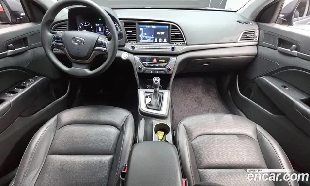 Hyundai Avante 2018 1.6 автомат (гидро), миниатюра 10 Hyundai Avante 2018 1.6 автомат (гидро), миниатюра 10
