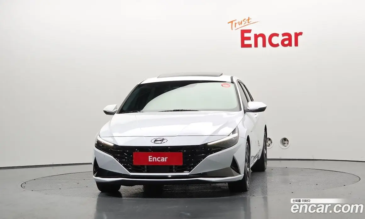 Hyundai Avante 2021 1.6 автомат (гидро), фото 3
