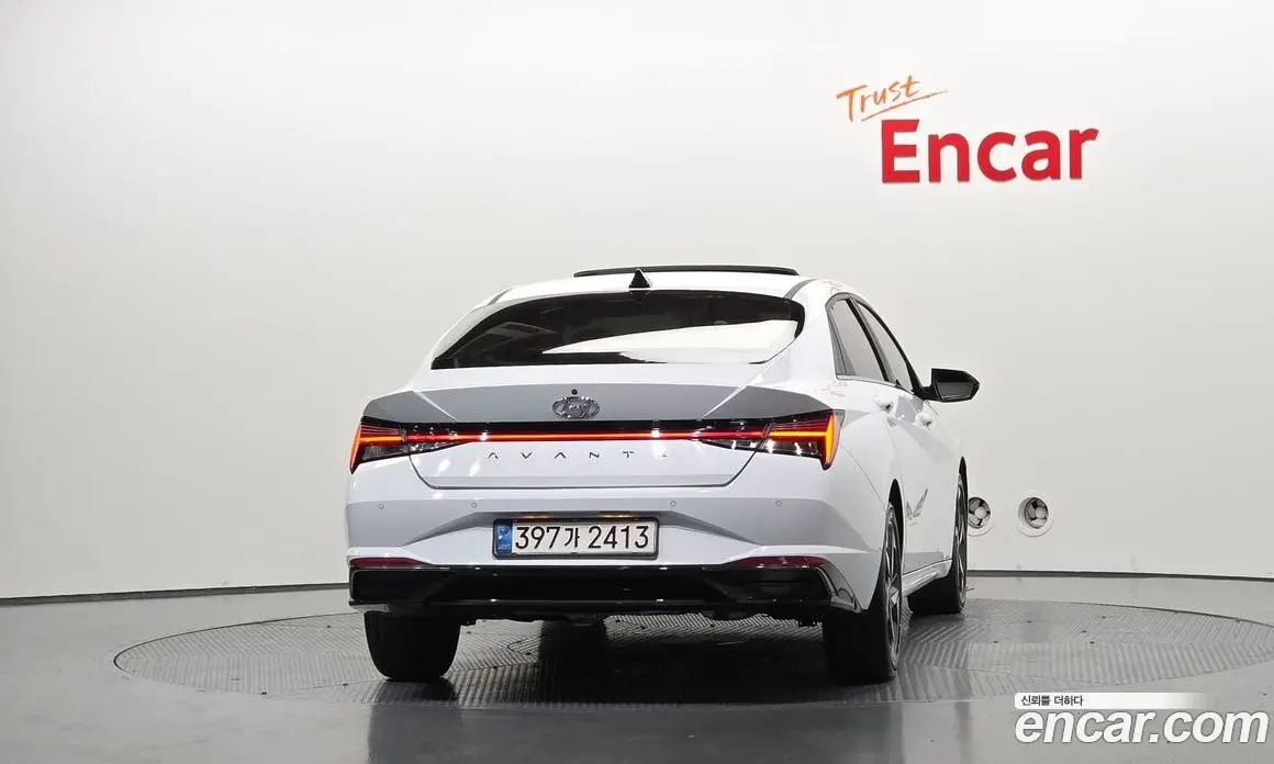 Hyundai Avante 2021 1.6 автомат (гидро), фото 4