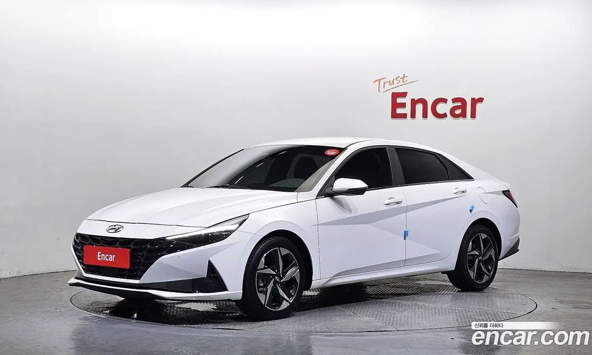 Hyundai Avante 2022 1.6 автомат (гидро), фото 1 Hyundai Avante 2022 1.6 автомат (гидро), фото 1