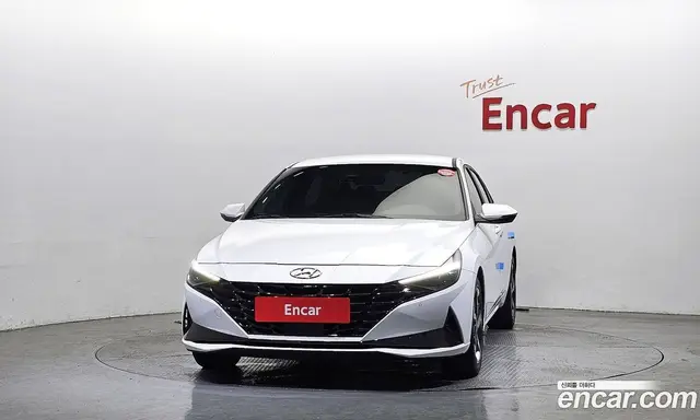 Hyundai Avante 2022 1.6 автомат (гидро), миниатюра 3 Hyundai Avante 2022 1.6 автомат (гидро), миниатюра 3