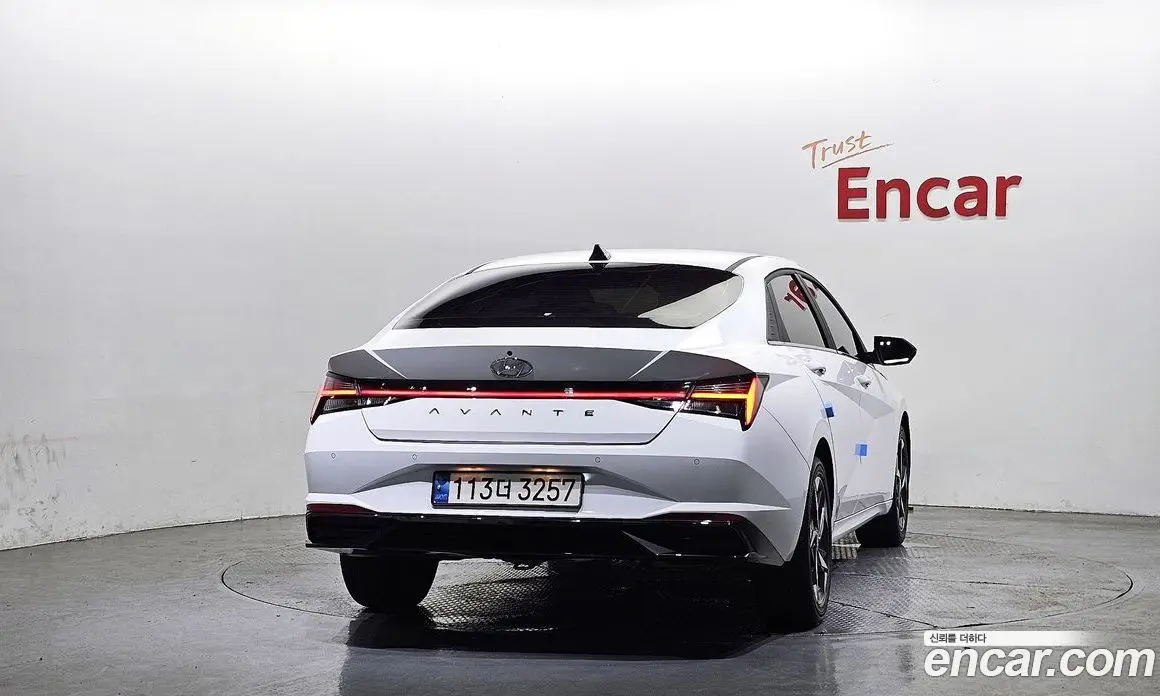 Hyundai Avante 2022 1.6 автомат (гидро), фото 4 Hyundai Avante 2022 1.6 автомат (гидро), фото 4