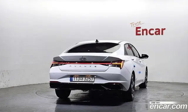 Hyundai Avante 2022 1.6 автомат (гидро), миниатюра 4 Hyundai Avante 2022 1.6 автомат (гидро), миниатюра 4