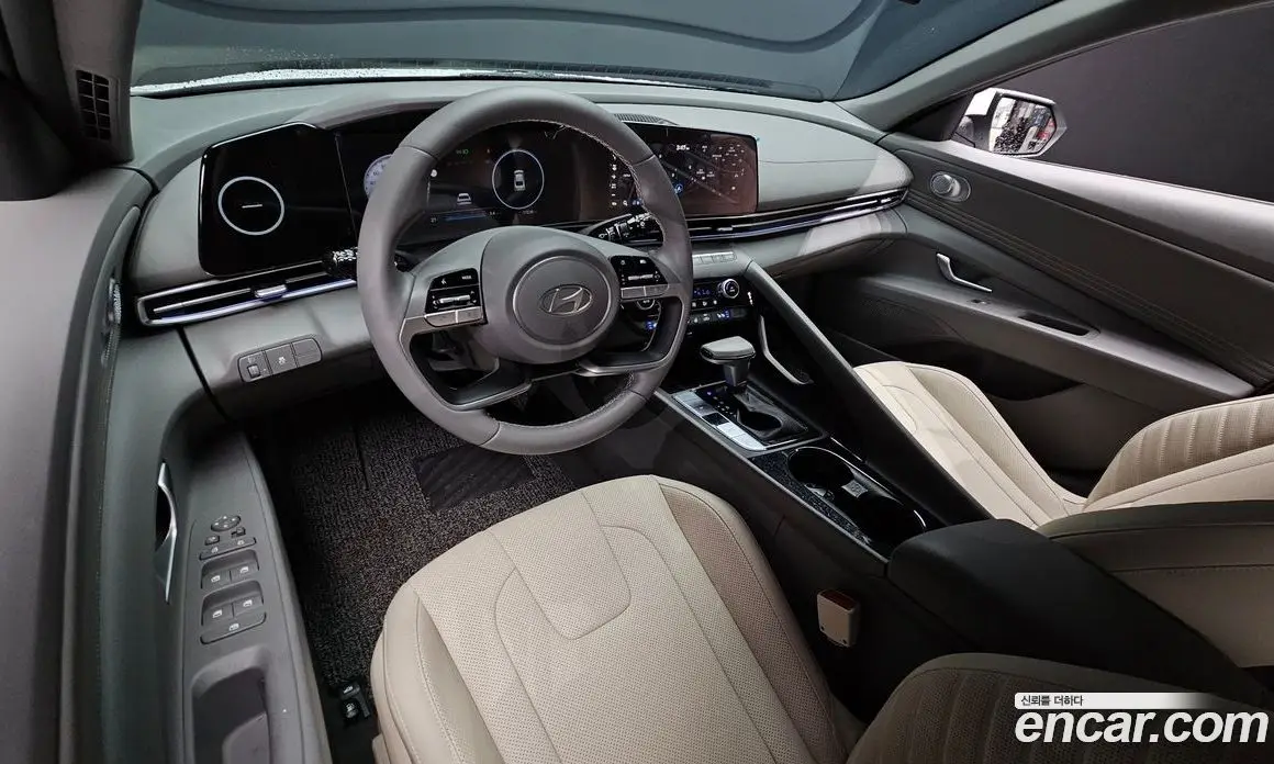 Hyundai Avante 2023 1.6 автомат (гидро), фото 35