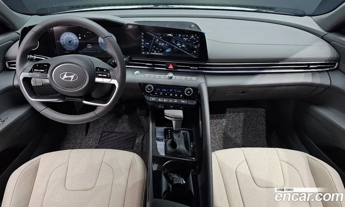 Hyundai Avante 2023 1.6 автомат (гидро), фото 9