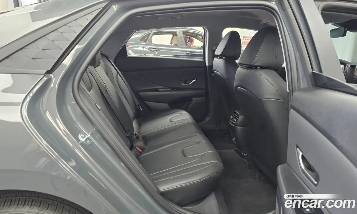 Hyundai Avante 2025 1.6 автомат (гидро), фото 17