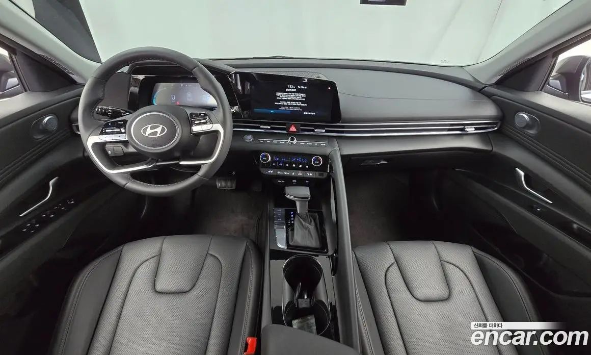 Hyundai Avante 2025 1.6 автомат (гидро), фото 10