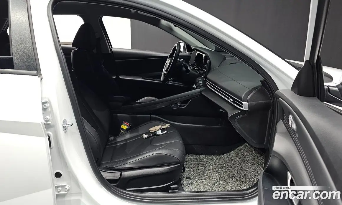 Hyundai Avante 2026 1.6 автомат (гидро), фото 16 Hyundai Avante 2026 1.6 автомат (гидро), фото 16