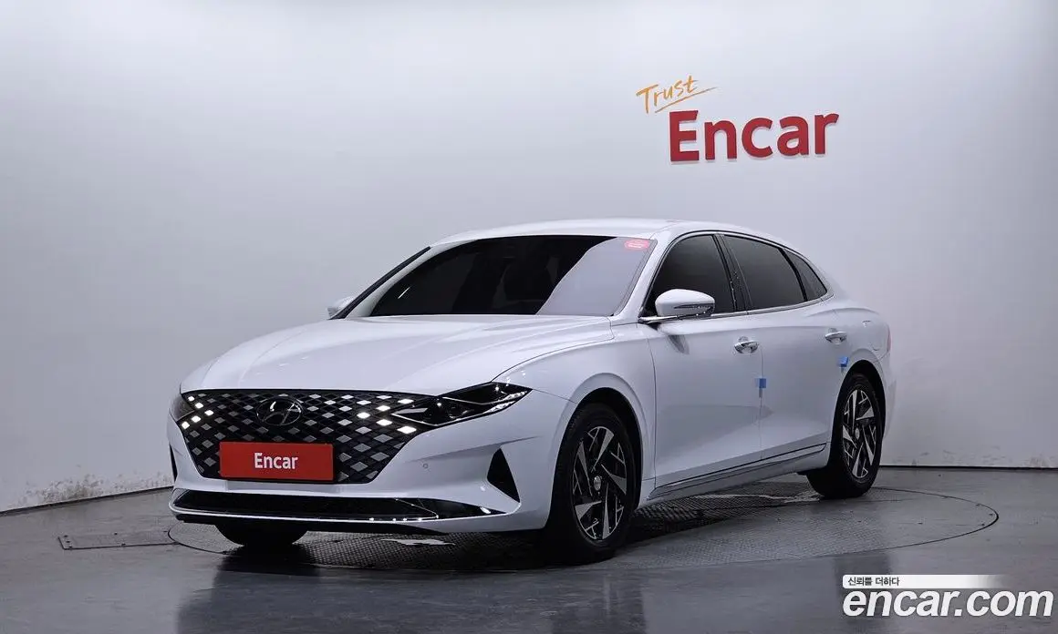 Hyundai Grandeur 2020 2.4 автомат (гидро), фото 1 Hyundai Grandeur 2020 2.4 автомат (гидро), фото 1