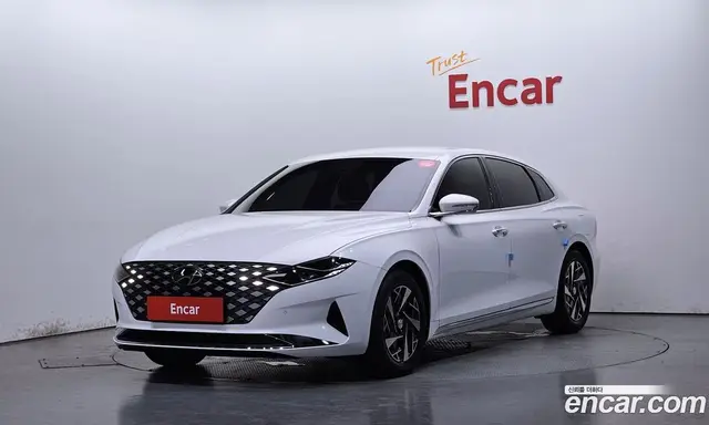Hyundai Grandeur 2020 2.4 автомат (гидро), миниатюра 1 Hyundai Grandeur 2020 2.4 автомат (гидро), миниатюра 1