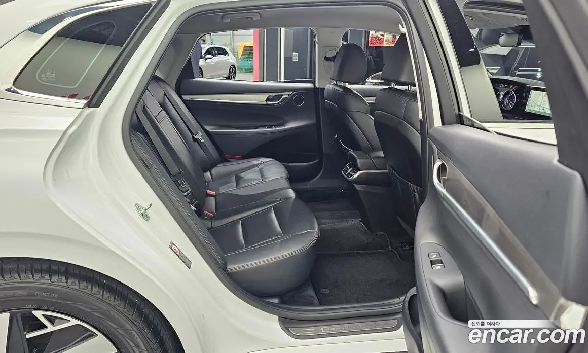 Hyundai Grandeur 2020 2.4 автомат (гидро), фото 18 Hyundai Grandeur 2020 2.4 автомат (гидро), фото 18
