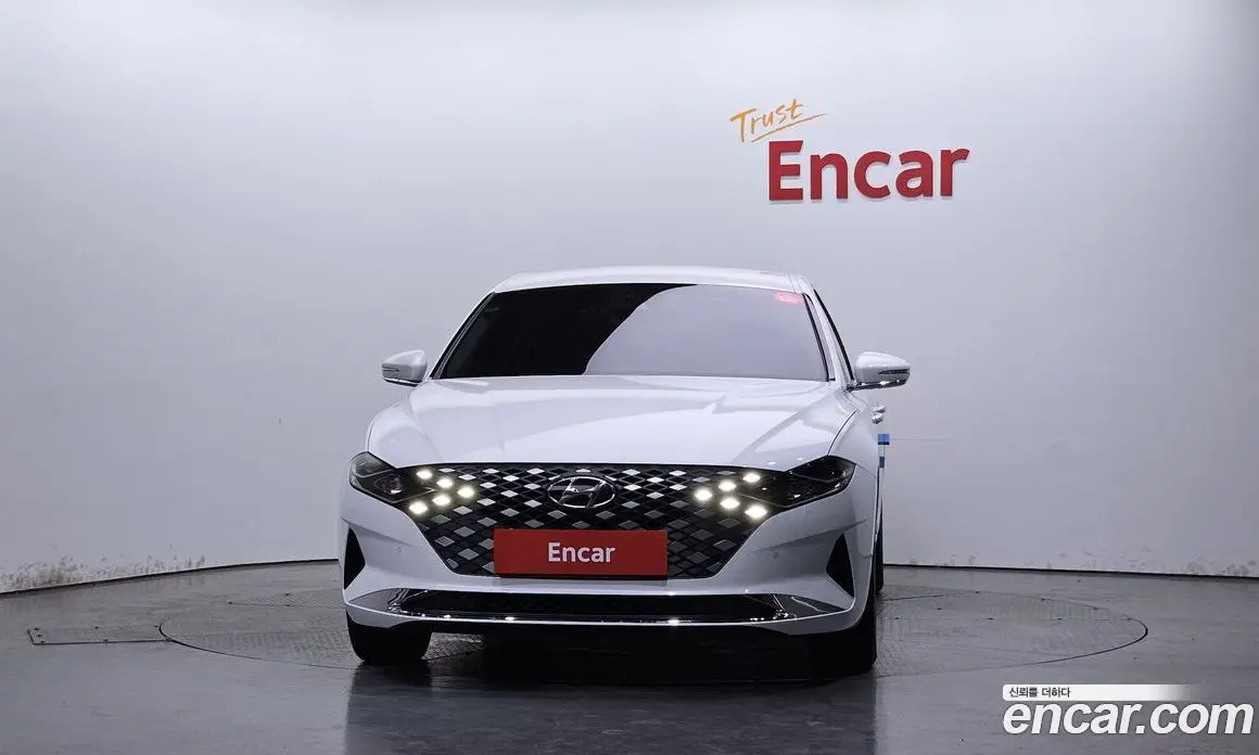 Hyundai Grandeur 2020 2.4 автомат (гидро), фото 3 Hyundai Grandeur 2020 2.4 автомат (гидро), фото 3