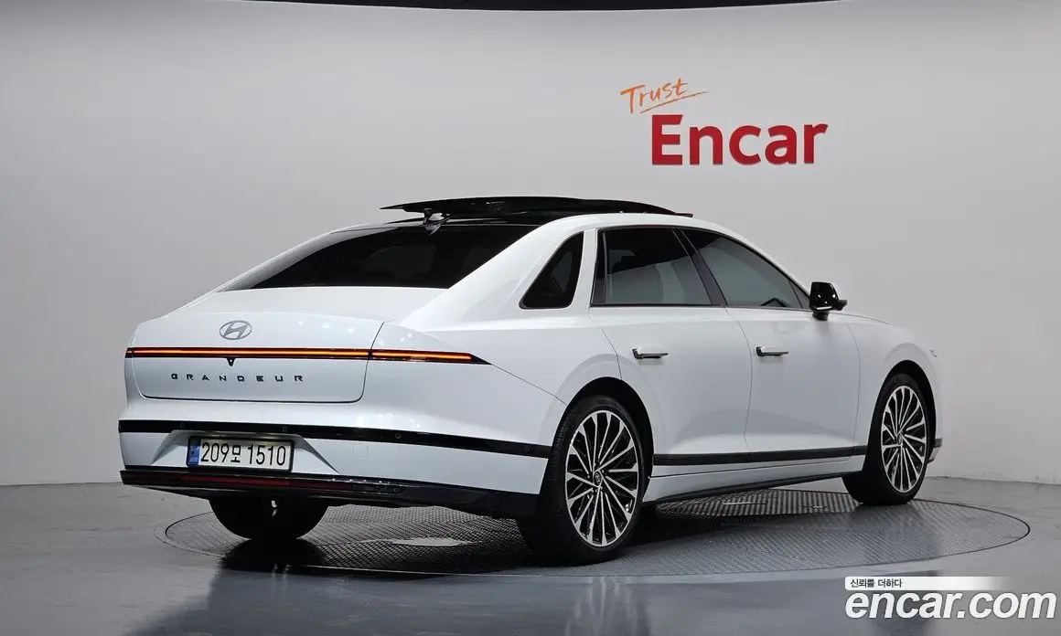 Hyundai Grandeur 2023 1.6 автомат (гидро), фото 2 Hyundai Grandeur 2023 1.6 автомат (гидро), фото 2