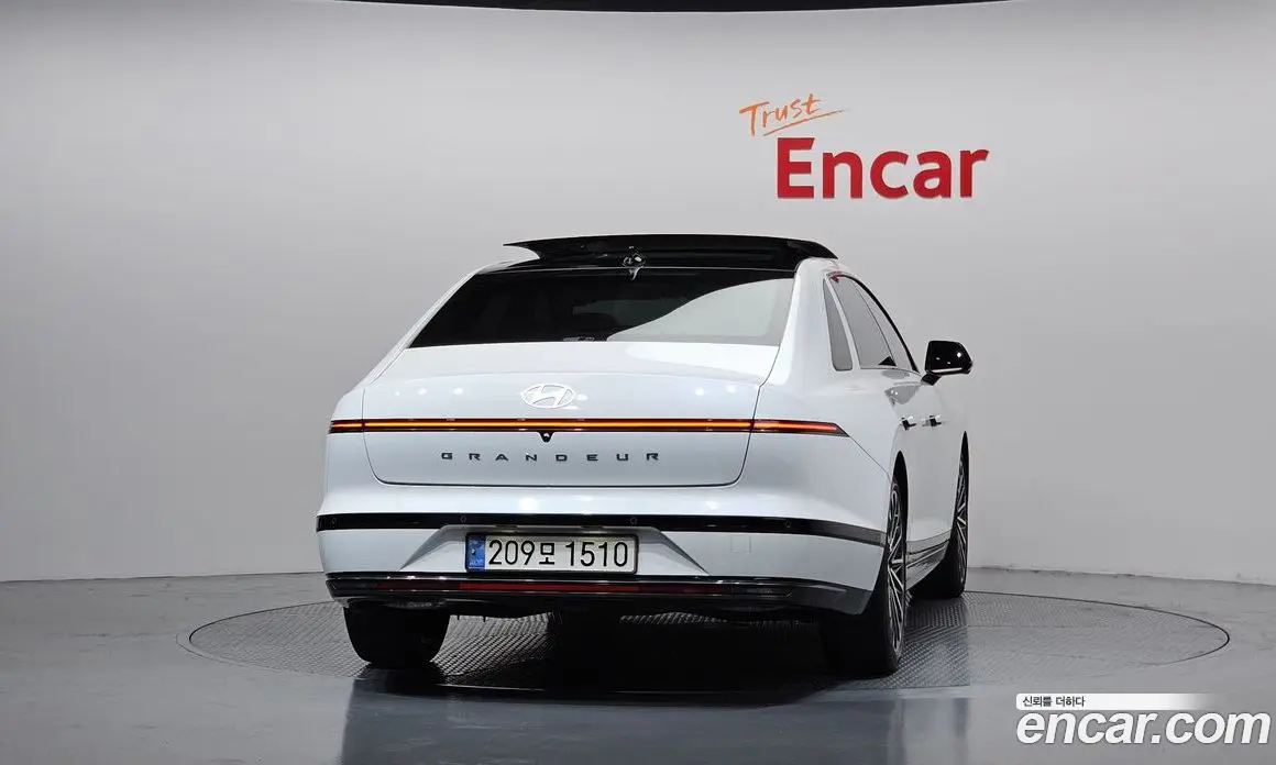 Hyundai Grandeur 2023 1.6 автомат (гидро), фото 4 Hyundai Grandeur 2023 1.6 автомат (гидро), фото 4