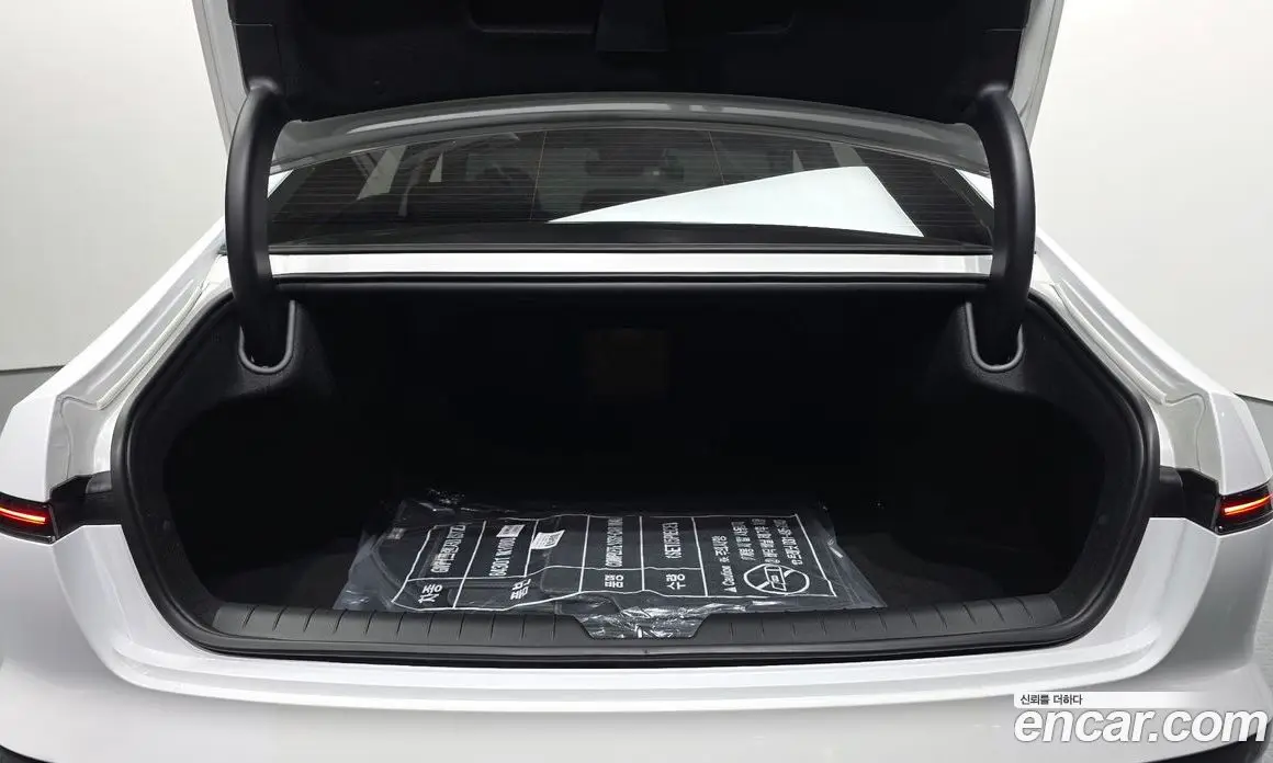 Hyundai Grandeur 2024 2.5 автомат (гидро), фото 20 Hyundai Grandeur 2024 2.5 автомат (гидро), фото 20