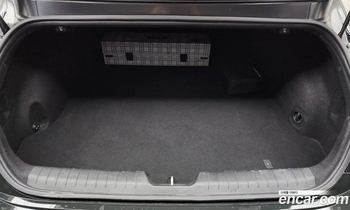 Hyundai Ioniq 6 2023 0.1 автомат (гидро), фото 20 Hyundai Ioniq 6 2023 0.1 автомат (гидро), фото 20