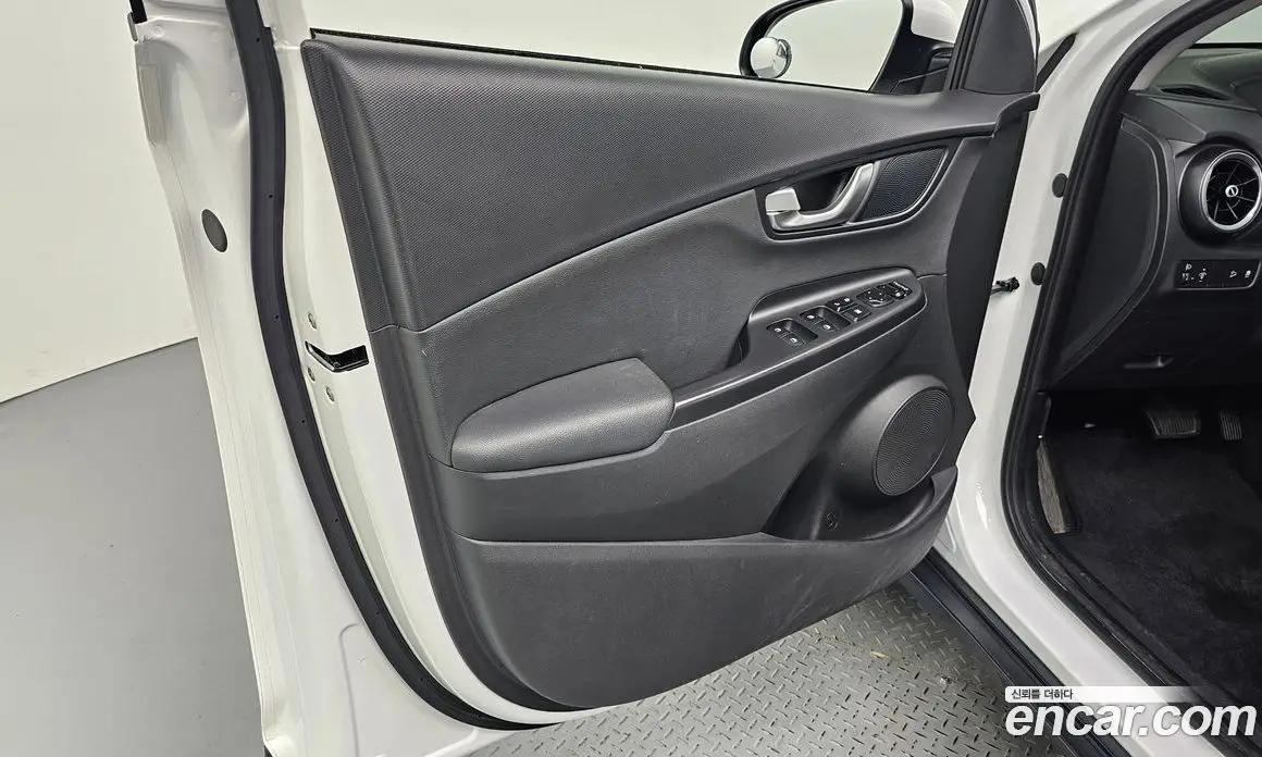 Hyundai Kona 2021 1.6 автомат (гидро), фото 14 Hyundai Kona 2021 1.6 автомат (гидро), фото 14