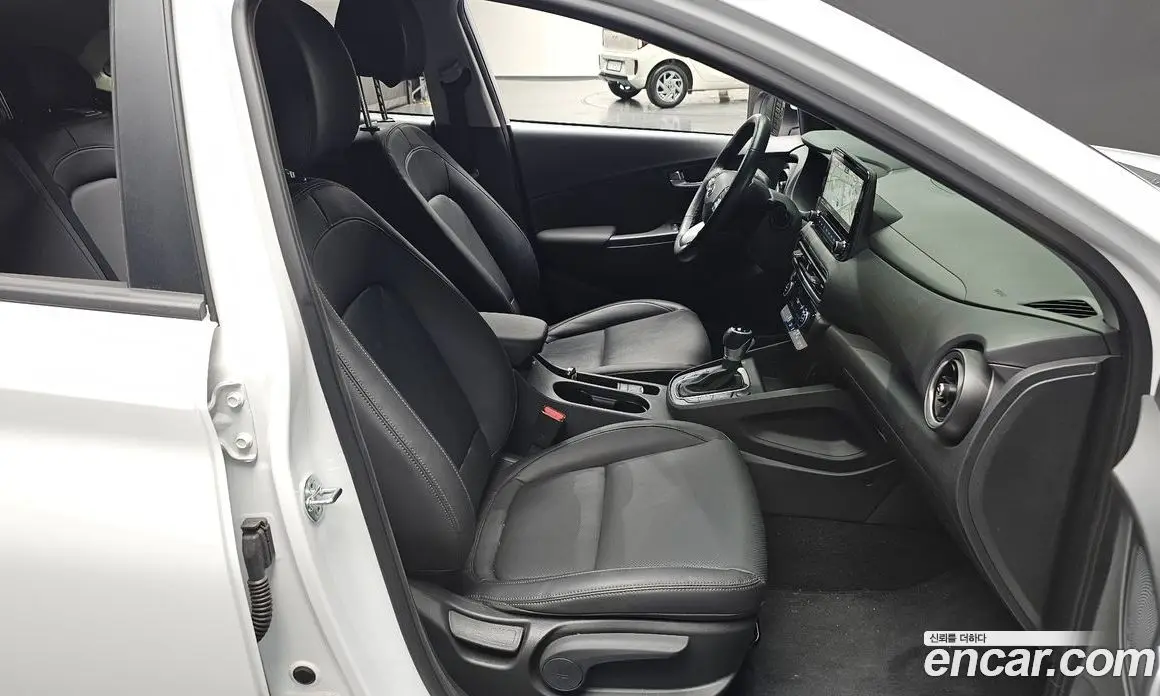 Hyundai Kona 2022 2.0 автомат (гидро), фото 10