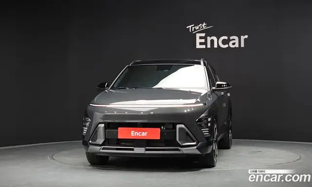 Hyundai Kona 2023 1.6 автомат (гидро), миниатюра 3