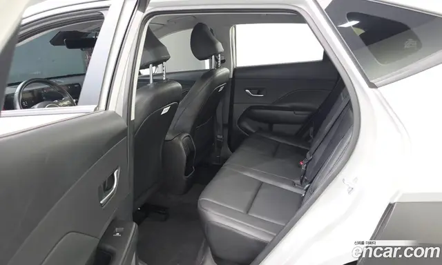 Hyundai Kona 2023 2.0 автомат (гидро), миниатюра 11