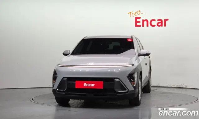 Hyundai Kona 2023 2.0 автомат (гидро), миниатюра 3