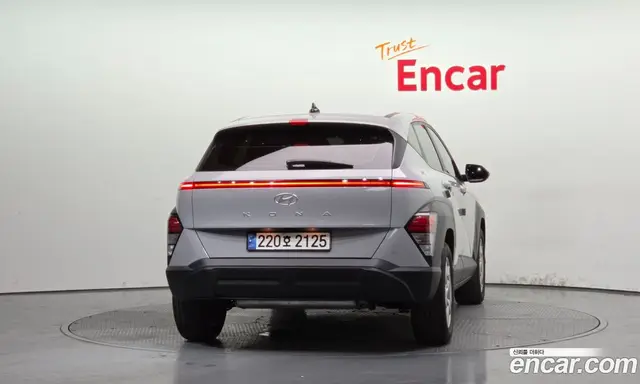 Hyundai Kona 2023 2.0 автомат (гидро), миниатюра 4