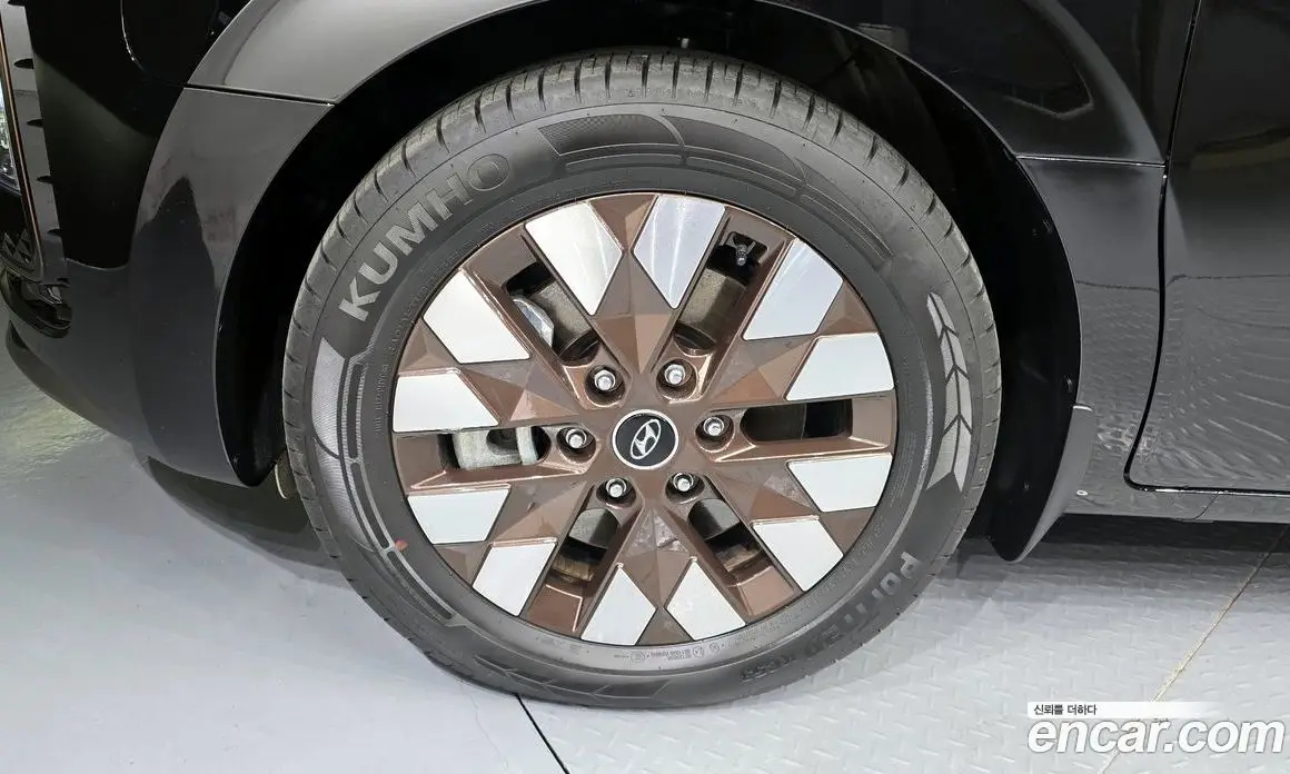 Hyundai Staria 2023 2.2 автомат (гидро), фото 5 Hyundai Staria 2023 2.2 автомат (гидро), фото 5