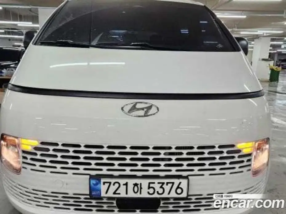 Hyundai Staria 2023 2.2 автомат (гидро), фото 1 Hyundai Staria 2023 2.2 автомат (гидро), фото 1