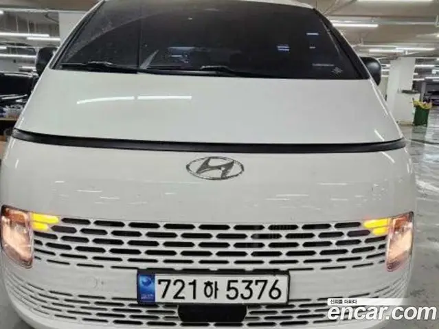 Hyundai Staria 2023 2.2 автомат (гидро), миниатюра 1 Hyundai Staria 2023 2.2 автомат (гидро), миниатюра 1