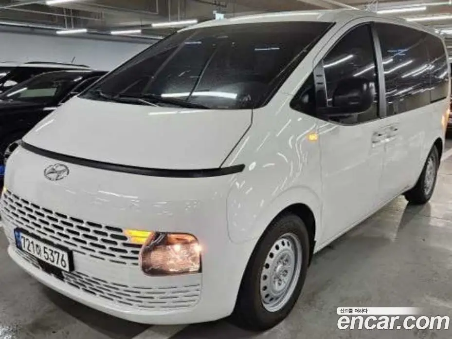 Hyundai Staria 2023 2.2 автомат (гидро), фото 2 Hyundai Staria 2023 2.2 автомат (гидро), фото 2