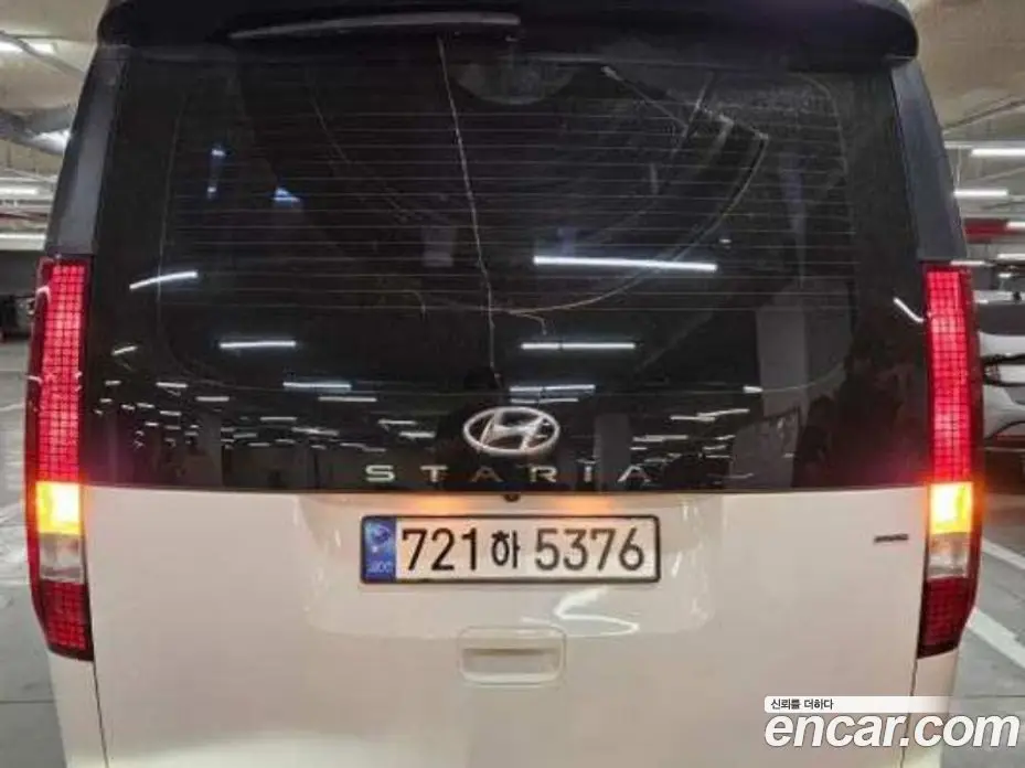 Hyundai Staria 2023 2.2 автомат (гидро), фото 3 Hyundai Staria 2023 2.2 автомат (гидро), фото 3