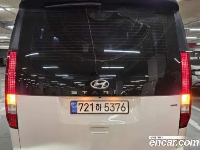 Hyundai Staria 2023 2.2 автомат (гидро), миниатюра 3 Hyundai Staria 2023 2.2 автомат (гидро), миниатюра 3