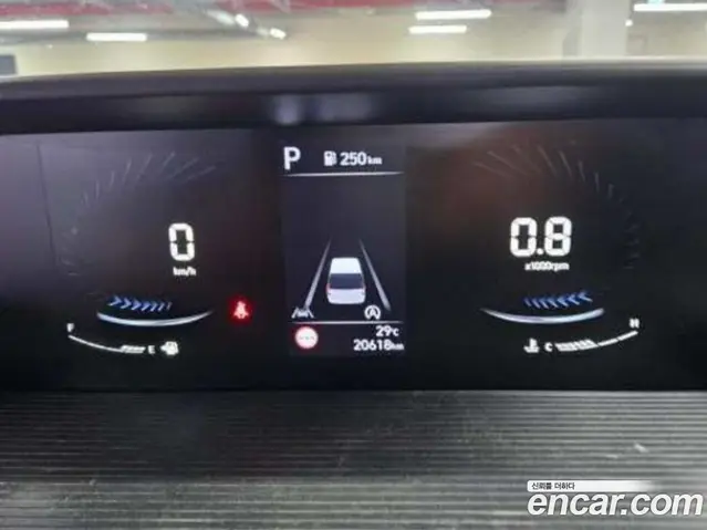 Hyundai Staria 2023 2.2 автомат (гидро), миниатюра 7 Hyundai Staria 2023 2.2 автомат (гидро), миниатюра 7