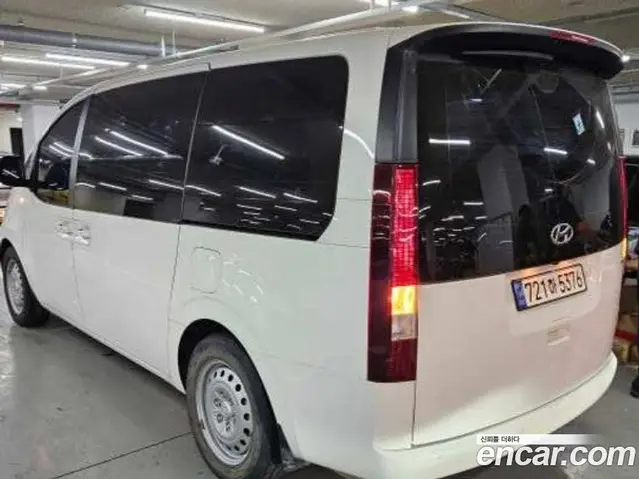 Hyundai Staria 2023 2.2 автомат (гидро), миниатюра 9 Hyundai Staria 2023 2.2 автомат (гидро), миниатюра 9