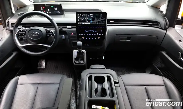 Hyundai Staria 2024 3.5 автомат (гидро), миниатюра 7