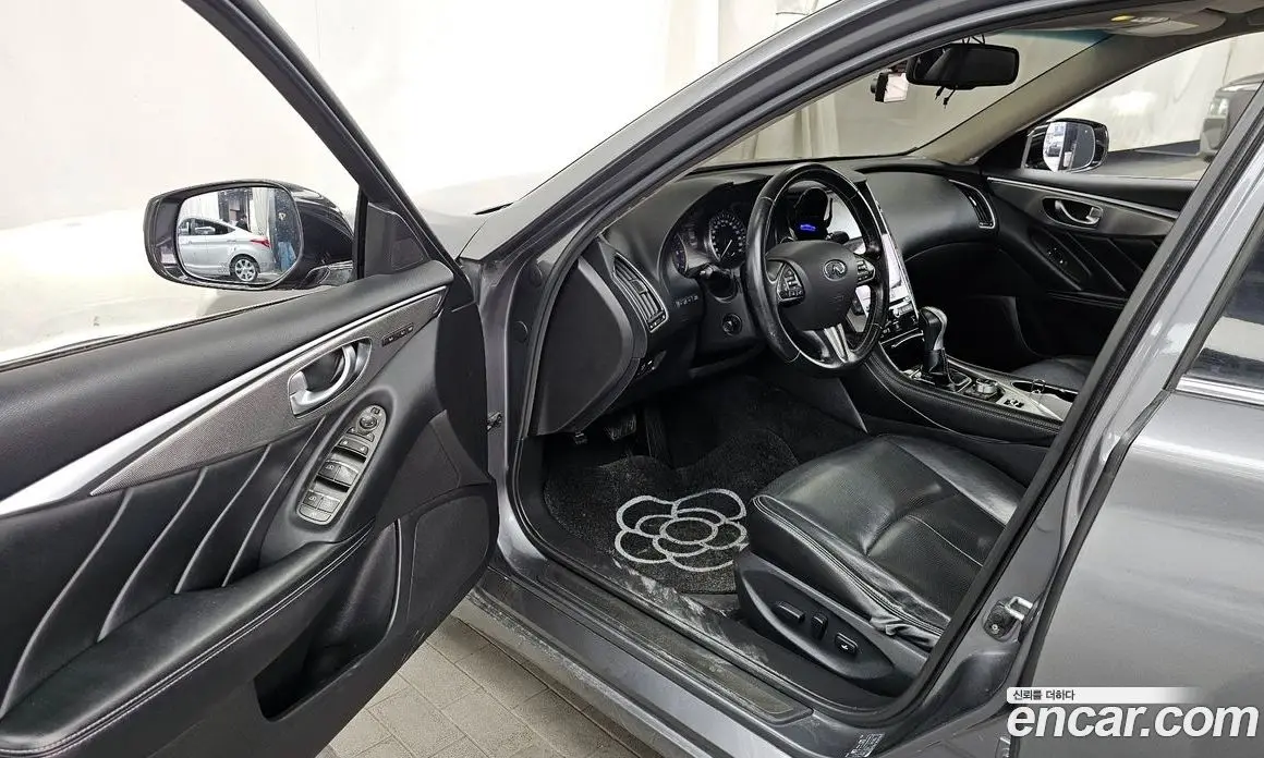 Infiniti Q50 2014 2.1 автомат (гидро), фото 10 Infiniti Q50 2014 2.1 автомат (гидро), фото 10