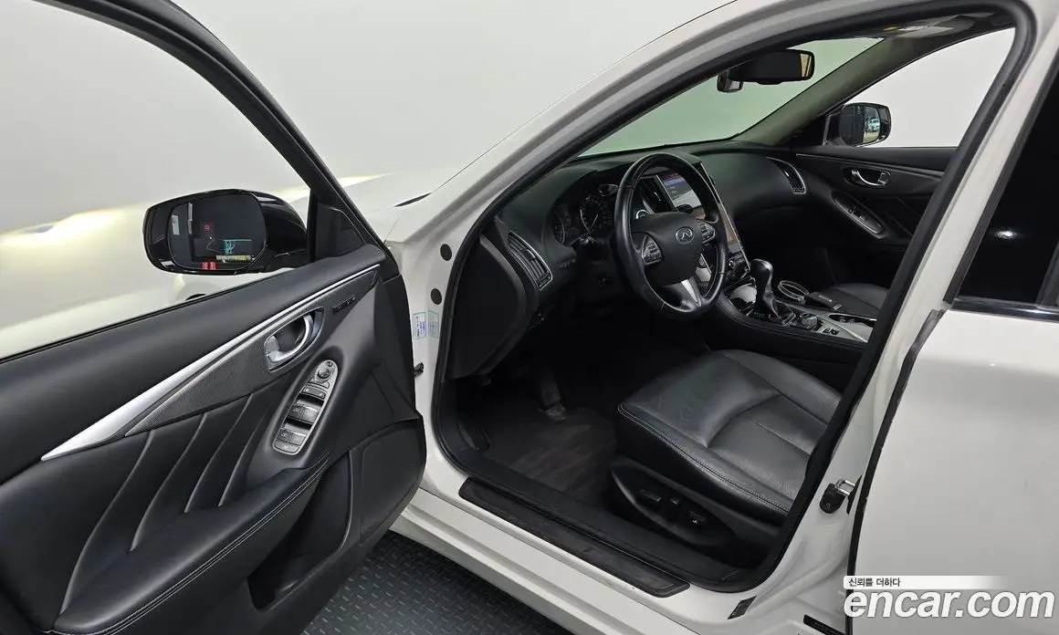 Infiniti Q50 2015 2.1 автомат (гидро), фото 12 Infiniti Q50 2015 2.1 автомат (гидро), фото 12