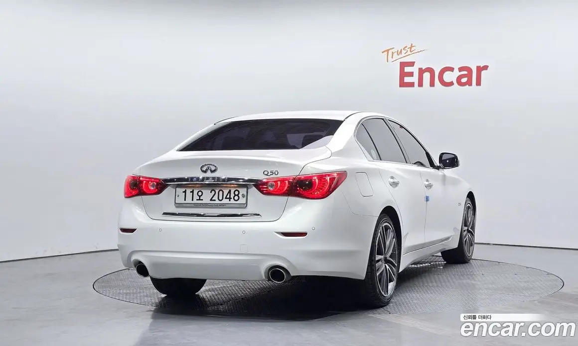 Infiniti Q50 2015 2.1 автомат (гидро), фото 3 Infiniti Q50 2015 2.1 автомат (гидро), фото 3