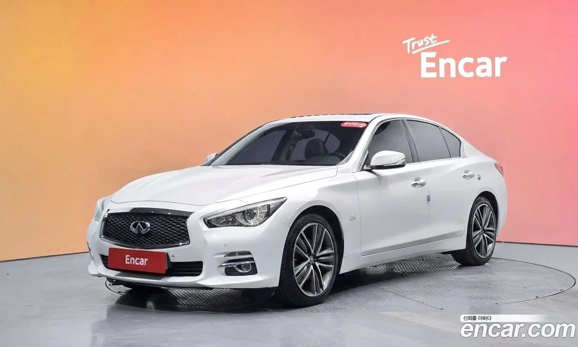 Infiniti Q50 2015 2.1 автомат (гидро), фото 33 Infiniti Q50 2015 2.1 автомат (гидро), фото 33